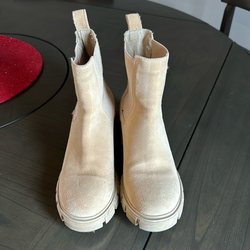 Steve Madden Chelsea boot